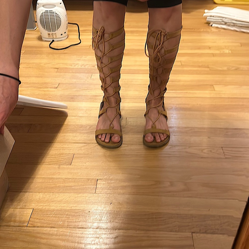 Lace/zip up knee-high gladiator sandals